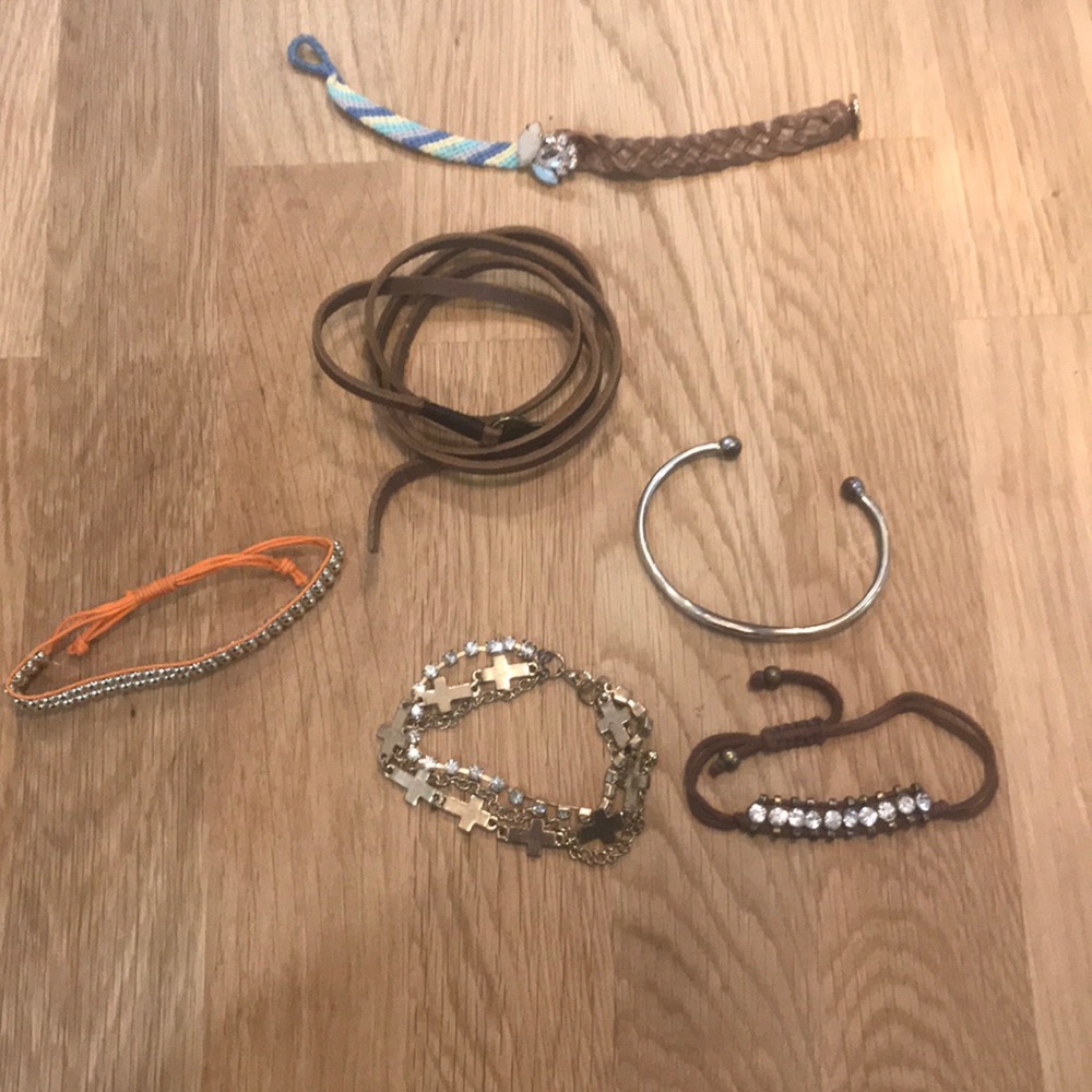 Set of bracelets